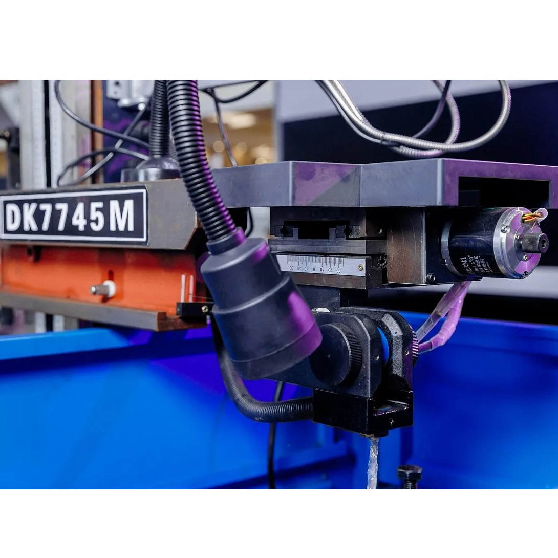 Электроэрозионный многопроходной проволочно-вырезной станок MetalTec DK 7745M с наклоном до 45°Фото 4067-03.jpg