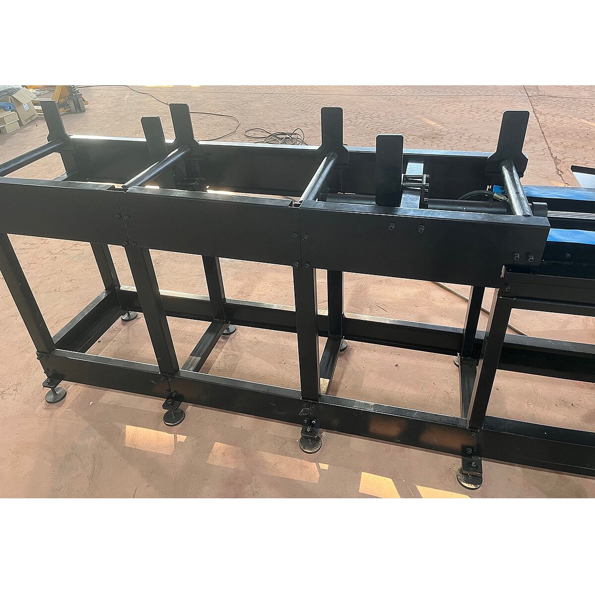 Автоматический ленточнопильный станок по металлу MetalTec BS 270 FAФото 4288-05.jpg