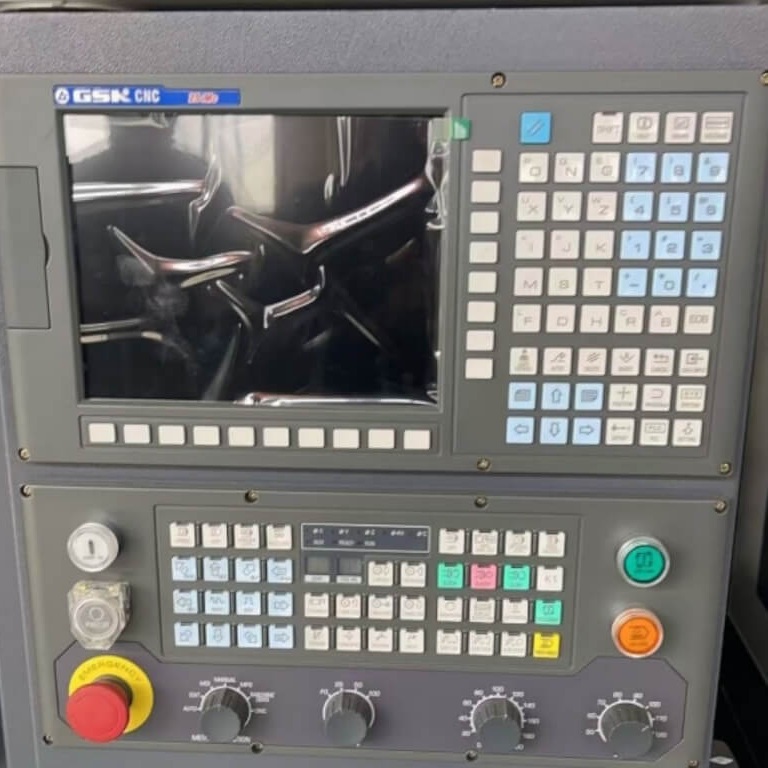 Вертикальный обрабатывающий центр с ЧПУ MILLMASTER VMM-1050 G3Фото 6819-02.jpg