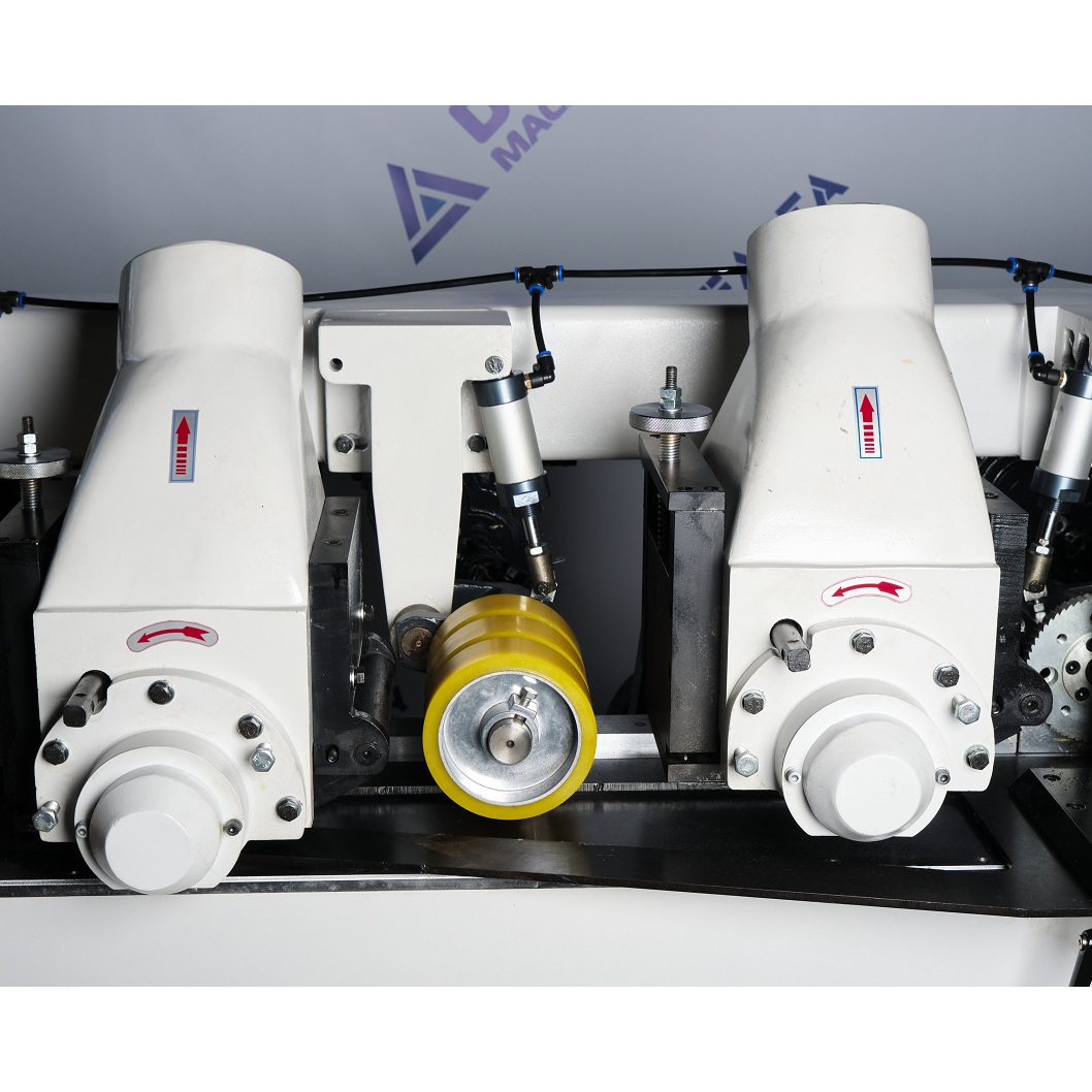 Четырехсторонний станок DELTAMACHINERY FOUR SIDE DW-416FФото 6871-02.jpg